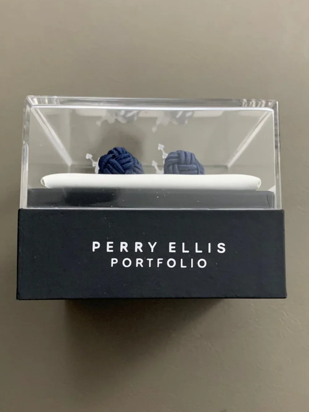 Perry Ellis Portfolio Men's 2-Pair Silk Knot Cufflinks, Navy Blue and White